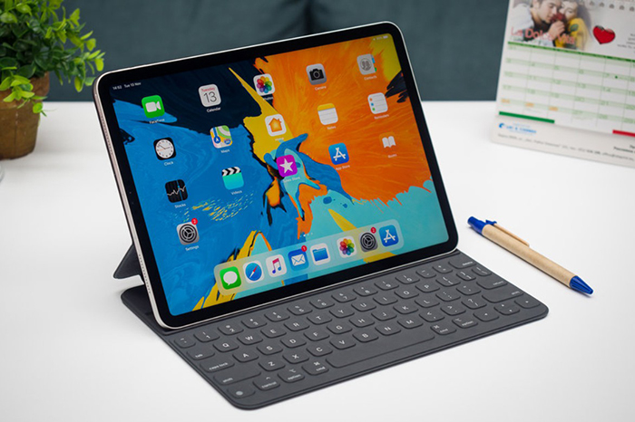 苹果或将推出后盖玻璃iPad Pro  价格超2W